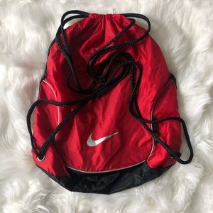 GIFT 🎁 WITH NIKE SNEAKER PURCHASE